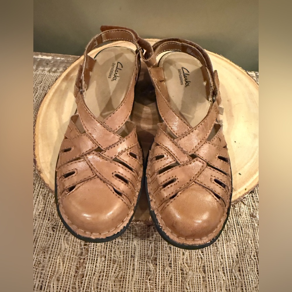 Clarks‎ Bendables Nikki Common Women's Size 8 Mary Jane Sandals Luggage E…